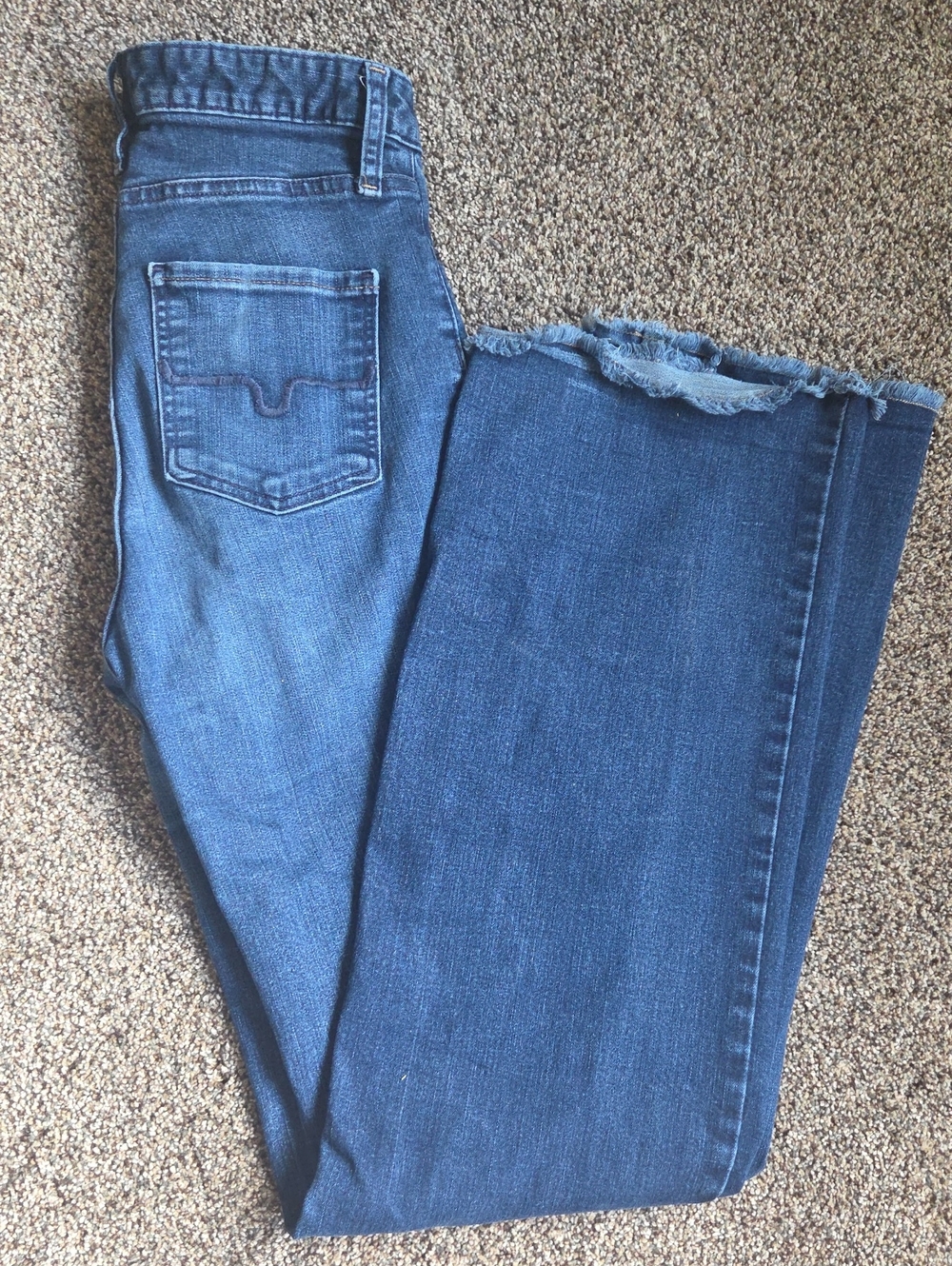 Kimes Ranch Women's Blue Cropped Jeans with Frayed Hem